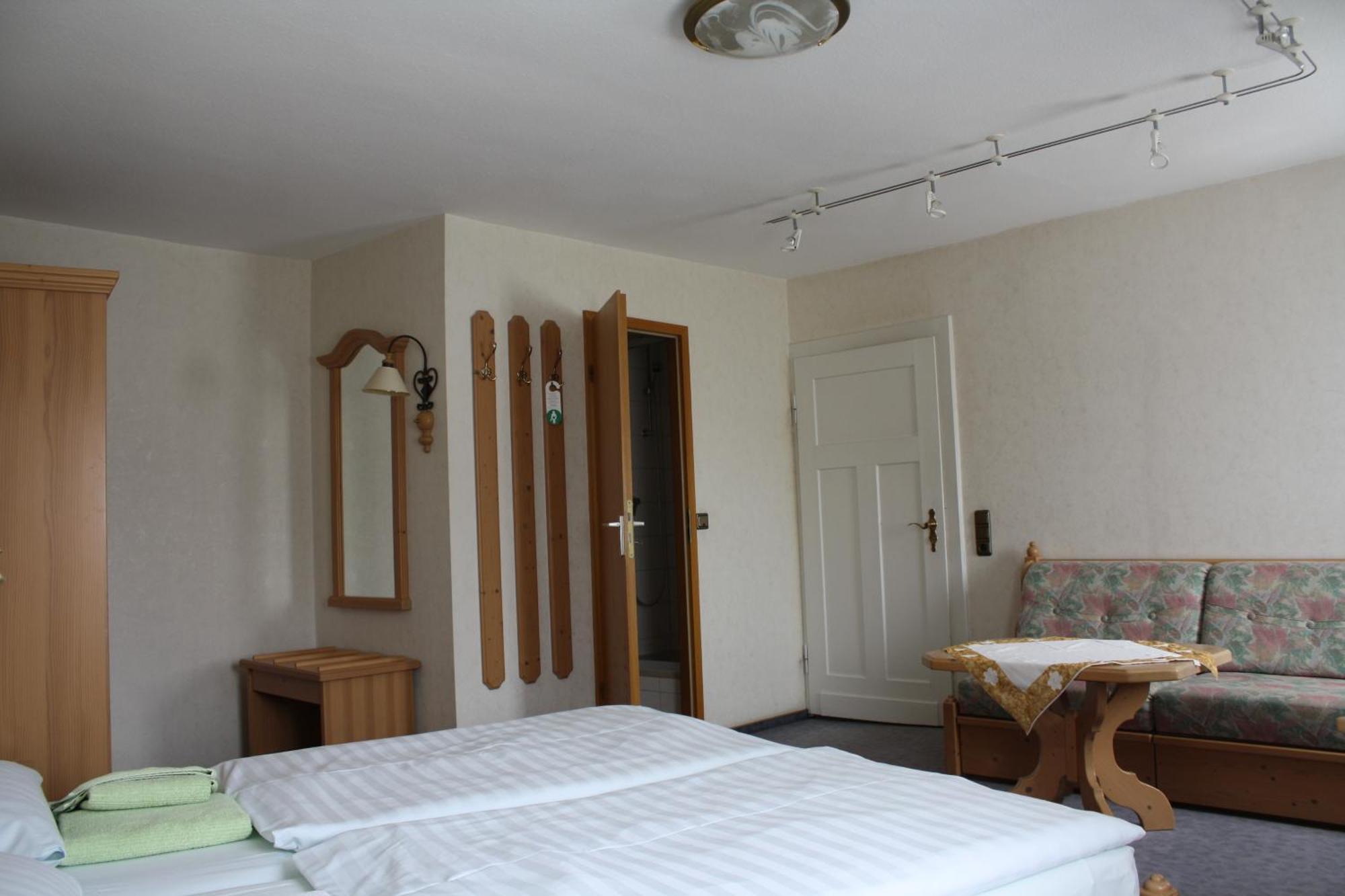 Hotel St. Hubertus Wallmerod Extérieur photo